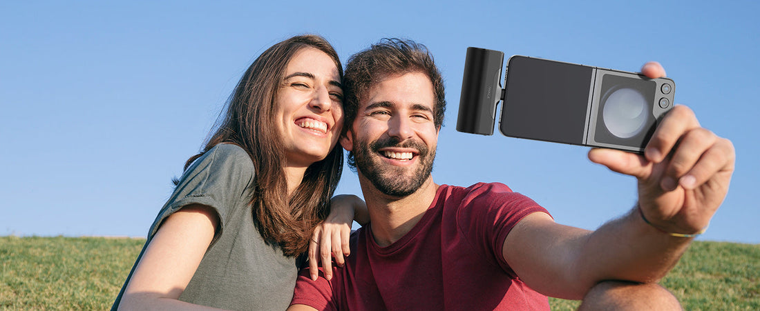 iWALK Small USB-C Portable Charger, 4500mAh Portable Charger for iPhone 16/15 16 Plus 16 Pro Max Mini Power Bank for Samsung Galaxy S25 S24 S23, Z Flip 5, Note, Moto, LG, Google Pixel, Black