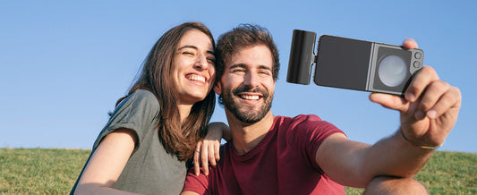 iWALK Small USB-C Portable Charger, 4500mAh Portable Charger for iPhone 16/15 16 Plus 16 Pro Max Mini Power Bank for Samsung Galaxy S25 S24 S23, Z Flip 5, Note, Moto, LG, Google Pixel, Black